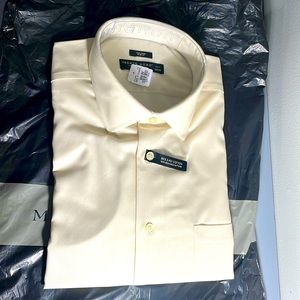 Men’s Wearhouse men’s Pronto Uomo 17 1/2 34/35 Cream button down